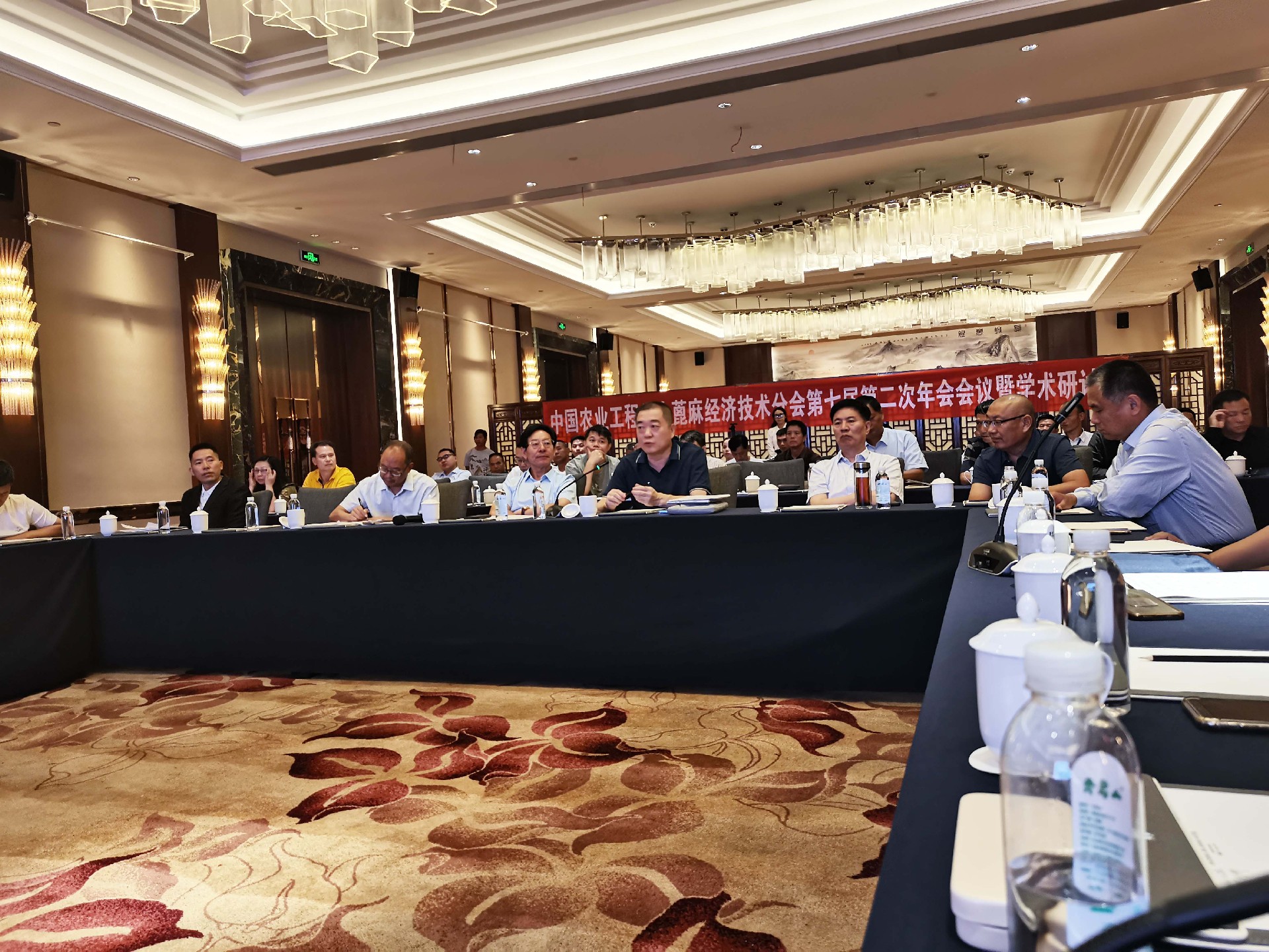 1690252747280763.jpg 3260521d9a38e7e1fbe9cab9624cdea.jpg